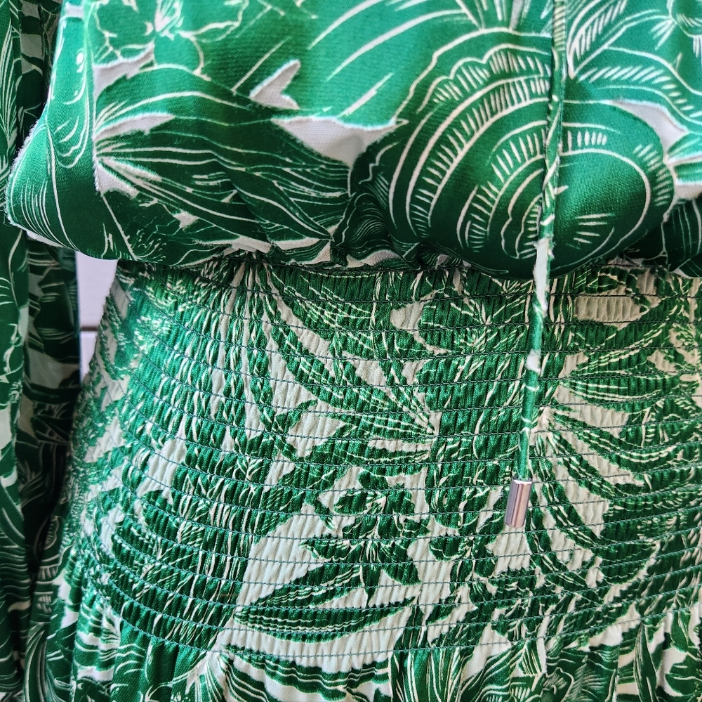 White House Black Market Green Patterned Dress - Picture 2 of 6